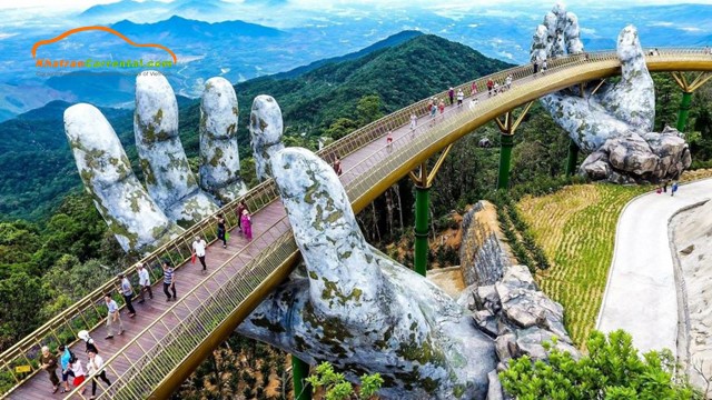 golden bridge in vietnam